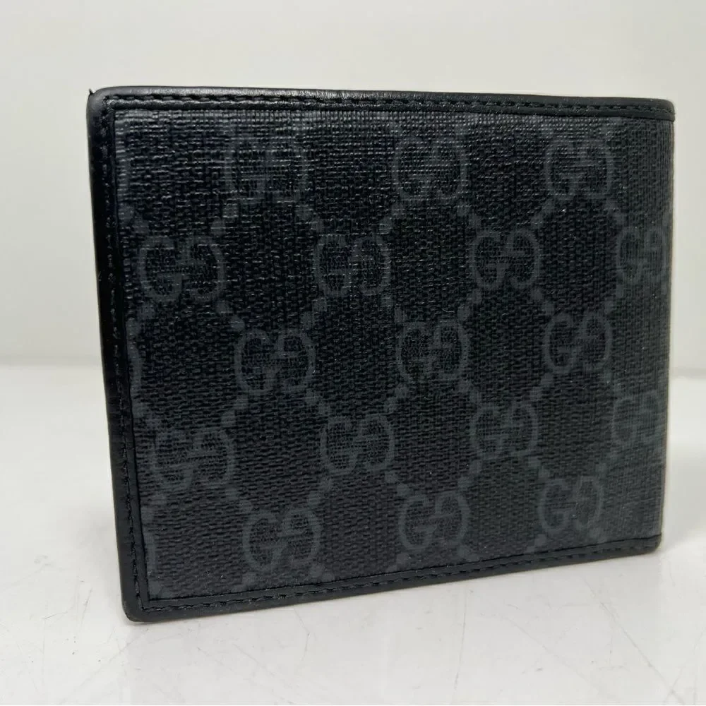 Gucci Men's Leather Grey GG Print Bifold Wallet